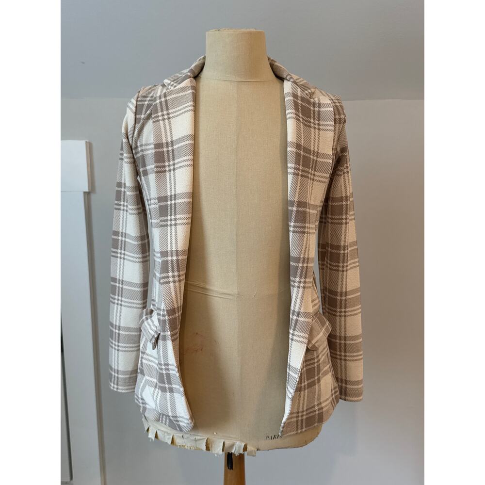 Coco and Shay blazer SZ S